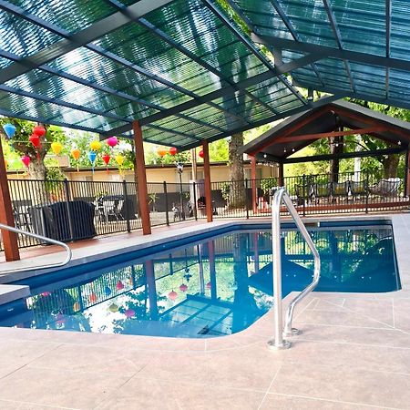 Adina Lodge Holiday Apartments Брайт Экстерьер фото
